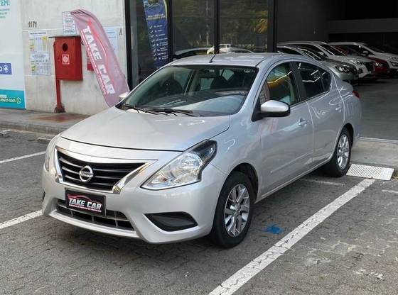NISSAN VERSA 1.6 16V FLEXSTART S 4P MANUAL NISSAN VERSA 1.6 16V FLEXSTART S 4P MANUAL